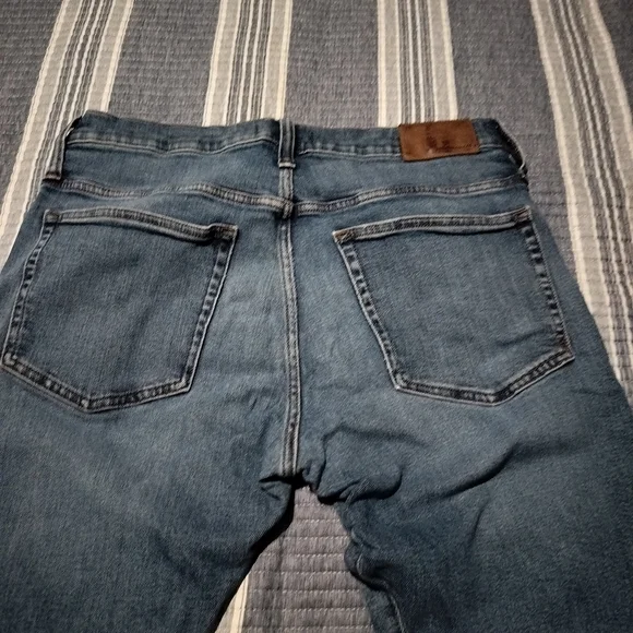 Madewell Men's Indigo Slim Jeans - Picture 8 of 16